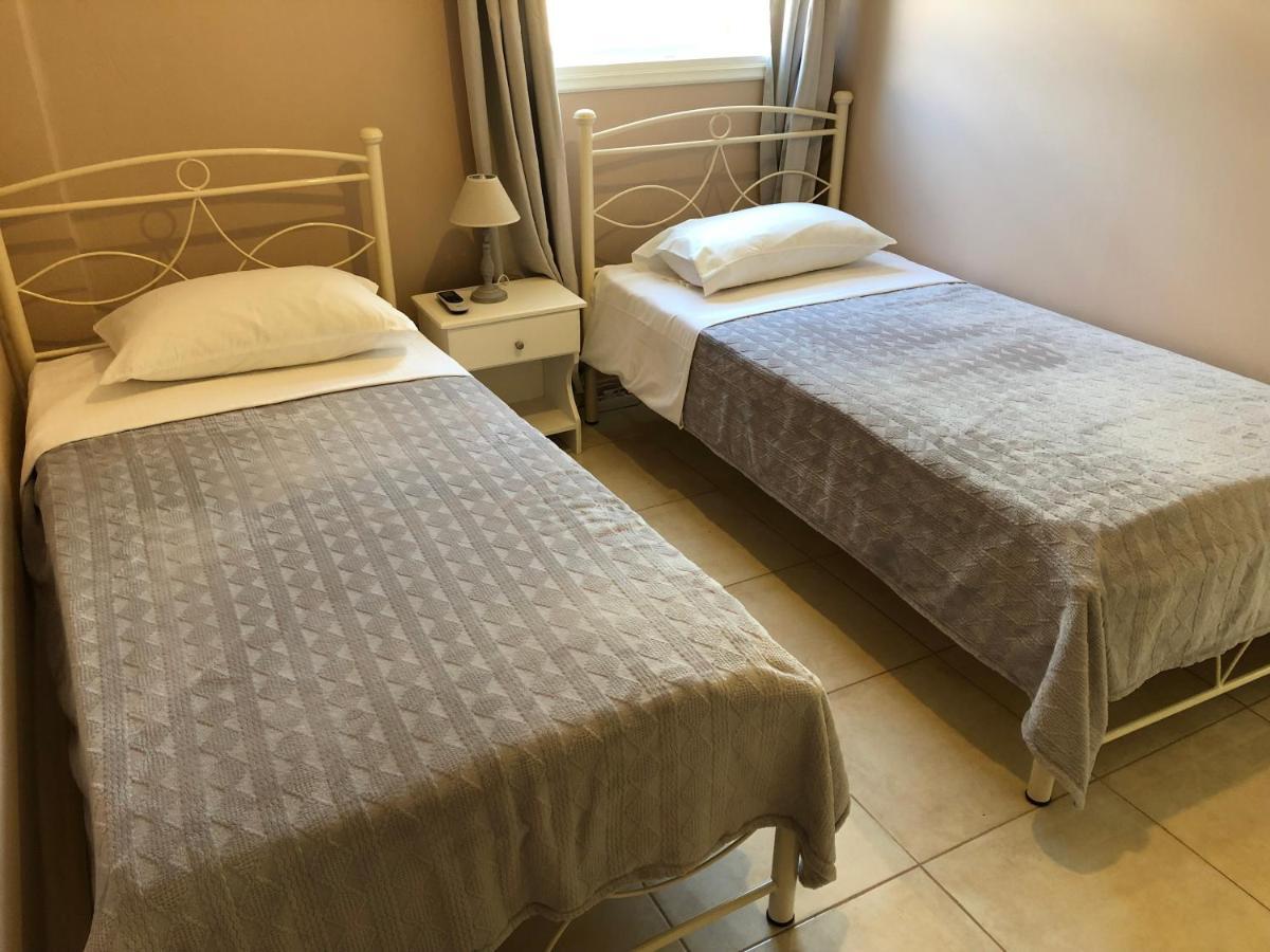 Petros Rooms & Apartments ลิคชูรี ภายนอก รูปภาพ