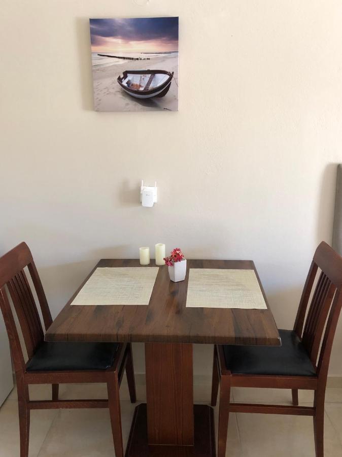 Petros Rooms & Apartments ลิคชูรี ภายนอก รูปภาพ